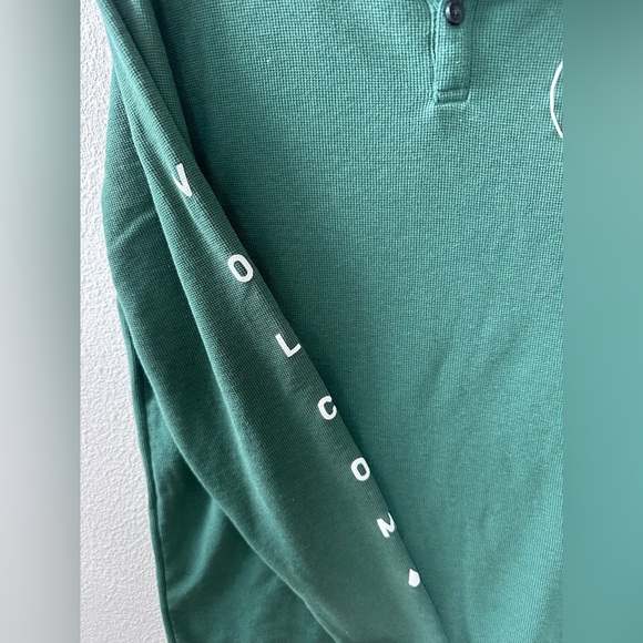 Volcom Hooded Henley - Picture 4 of 6